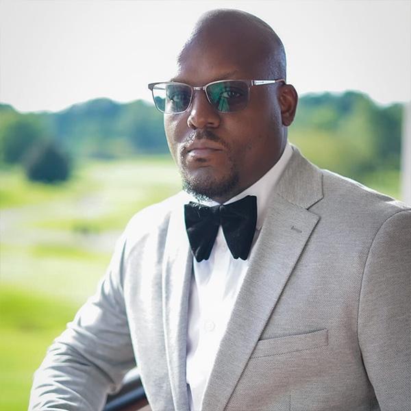 As one of our renowned Soca DJs. DJ Spider brings Caribbean celebrations to a different level. With multiple Soca awards and featured on Sirius X FM, DJ Spider in one of a kind that will “turn it up”.