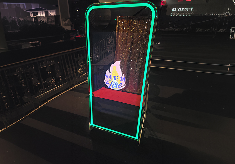 Mirror-photo-booth Mirror-photo-booth